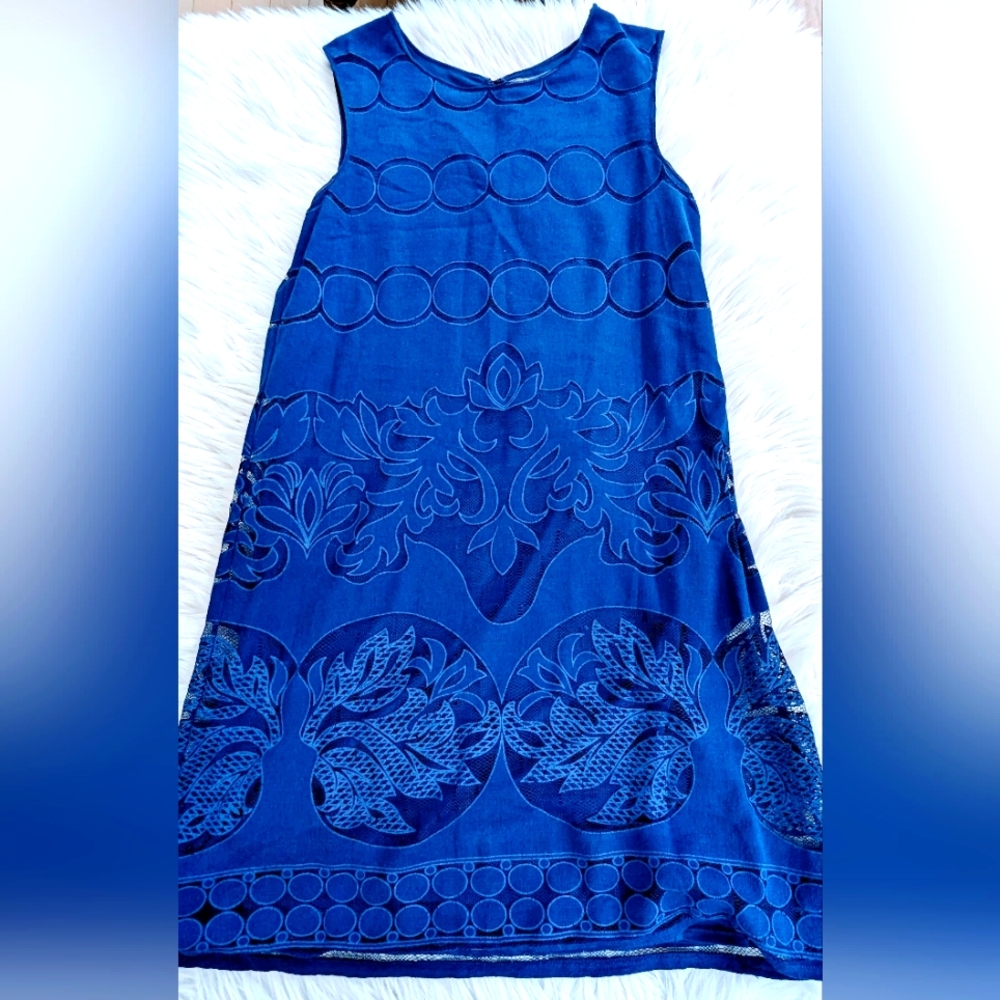 Max Studio cut out dress Size XS. Fits XS to M